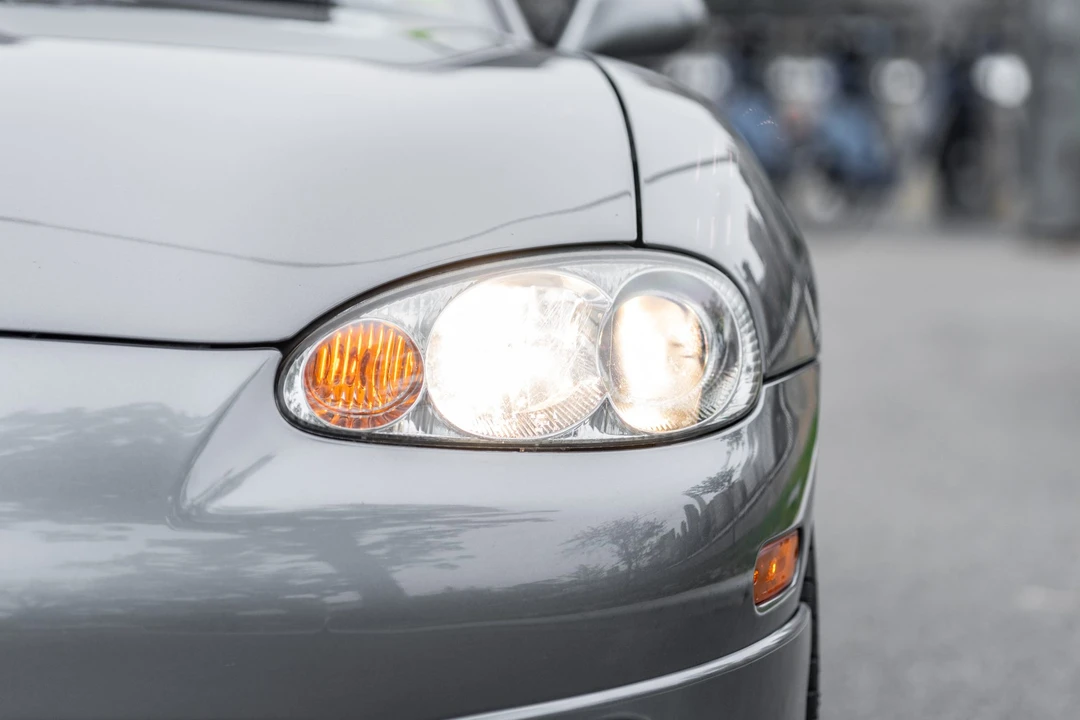 2002 Mazda NB MX-5 Miata - Image 21 of 31