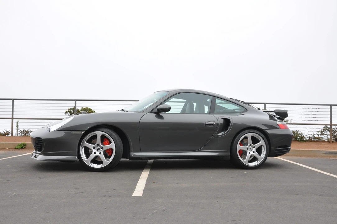 2002 Porsche 996 Turbo - Image 14 of 31