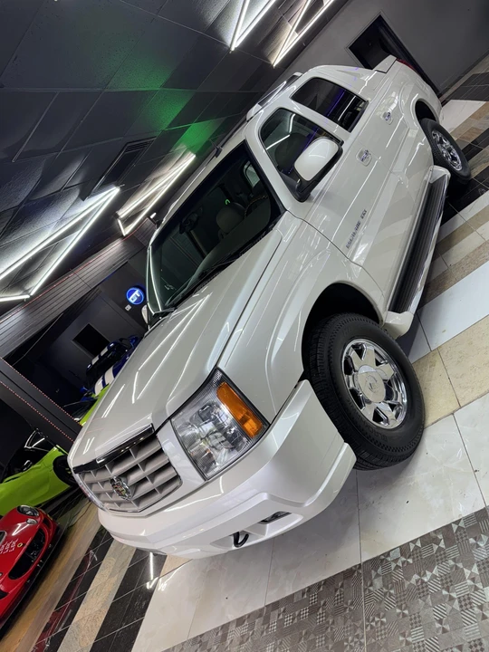 2003 Cadillac Escalade & EXT 2nd Gen - Image 11 of 31