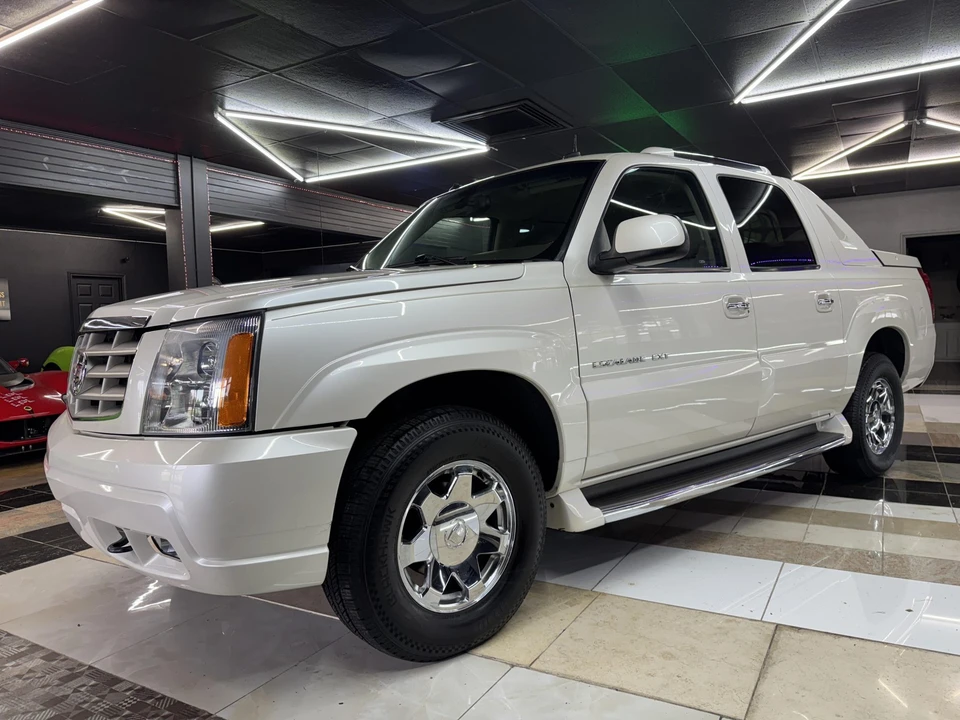 2003 Cadillac Escalade & EXT 2nd Gen - Image 13 of 31