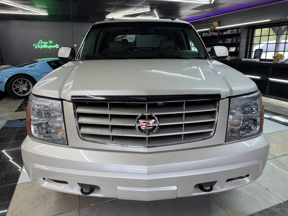 2003 Cadillac Escalade & EXT 2nd Gen - Image 8 of 31