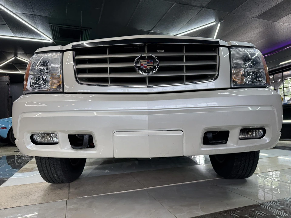 2003 Cadillac Escalade & EXT 2nd Gen - Image 10 of 31