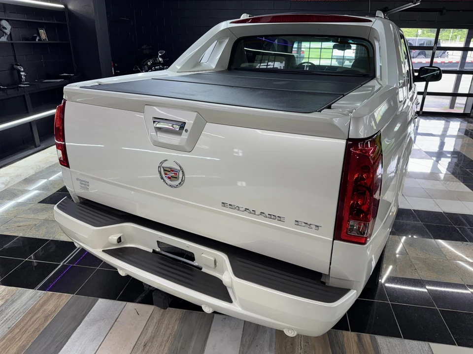 2003 Cadillac Escalade & EXT 2nd Gen - Image 26 of 31