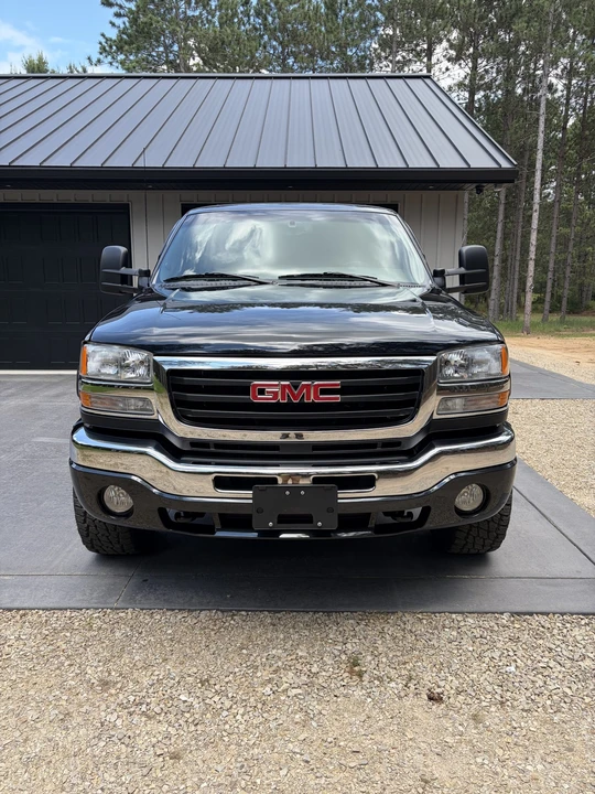 2003 GMC Sierra Heavy Duty 2nd Gen - Image 4 of 31