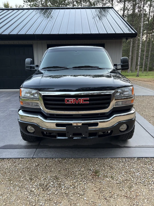 2003 GMC Sierra Heavy Duty 2nd Gen - Image 5 of 31