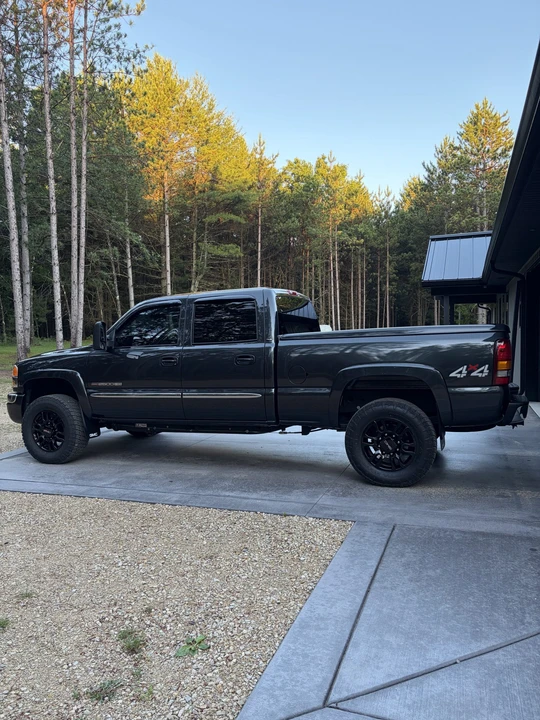 2003 GMC Sierra Heavy Duty 2nd Gen - Image 16 of 31