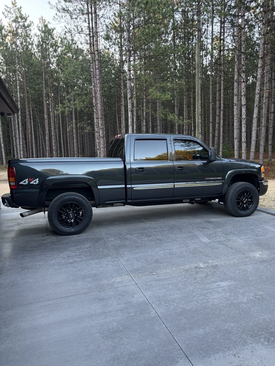 2003 GMC Sierra Heavy Duty 2nd Gen - Image 11 of 31