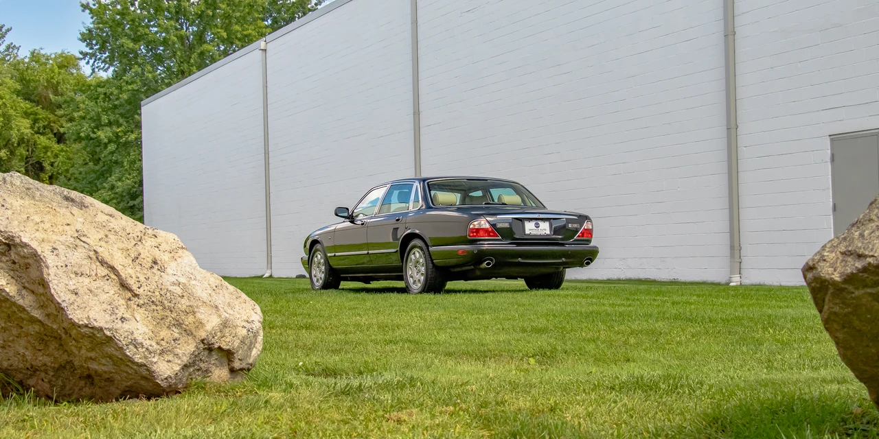 2003 Jaguar X308 XJ - Image 17 of 31