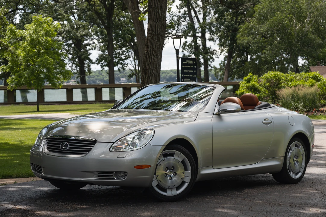 2003 Lexus SC430 - Image 16 of 31