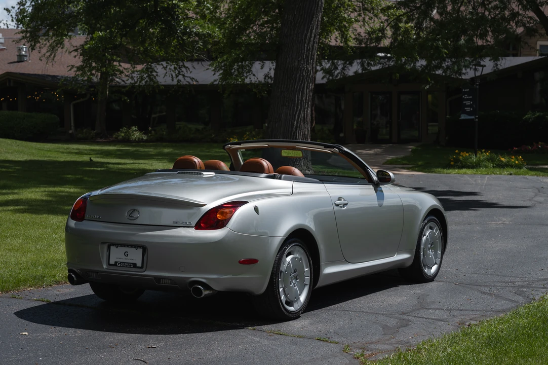 2003 Lexus SC430 - Image 11 of 31