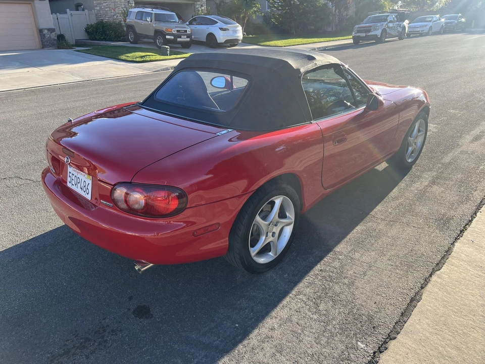 2003 Mazda NB MX-5 Miata - Image 18 of 31