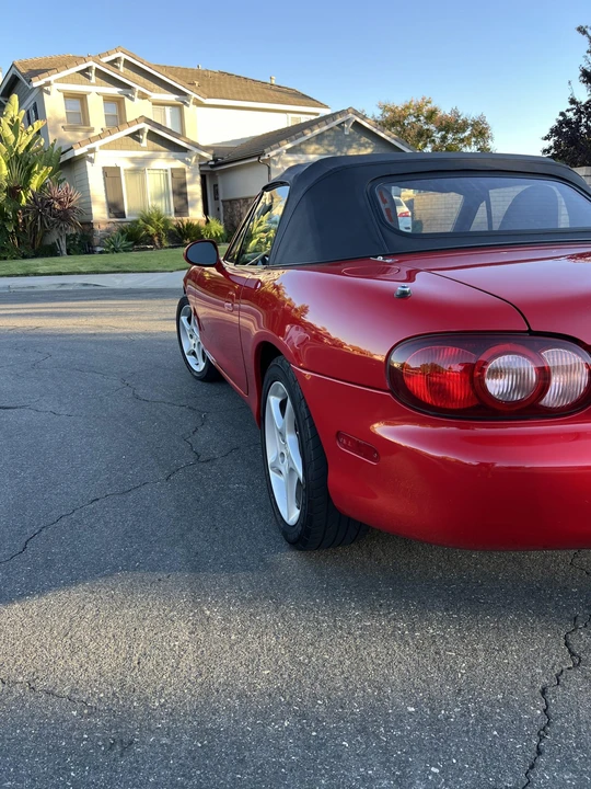 2003 Mazda NB MX-5 Miata - Image 29 of 31