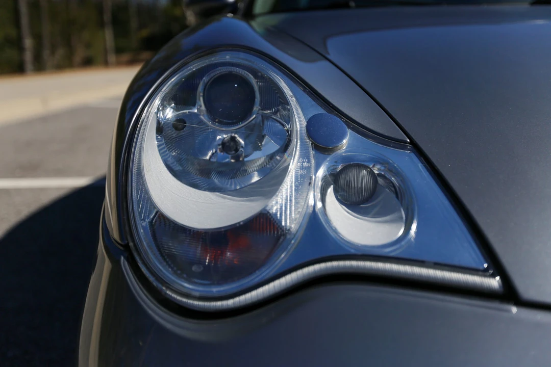 2003 Porsche 996 Turbo - Image 10 of 31