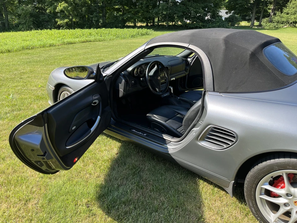 2003 Porsche 986 Boxster S - Image 16 of 31