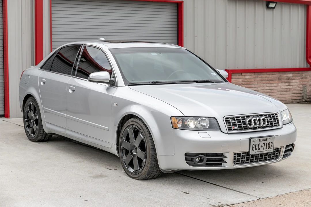 2004 Audi B6 S4 - Image 2 of 31