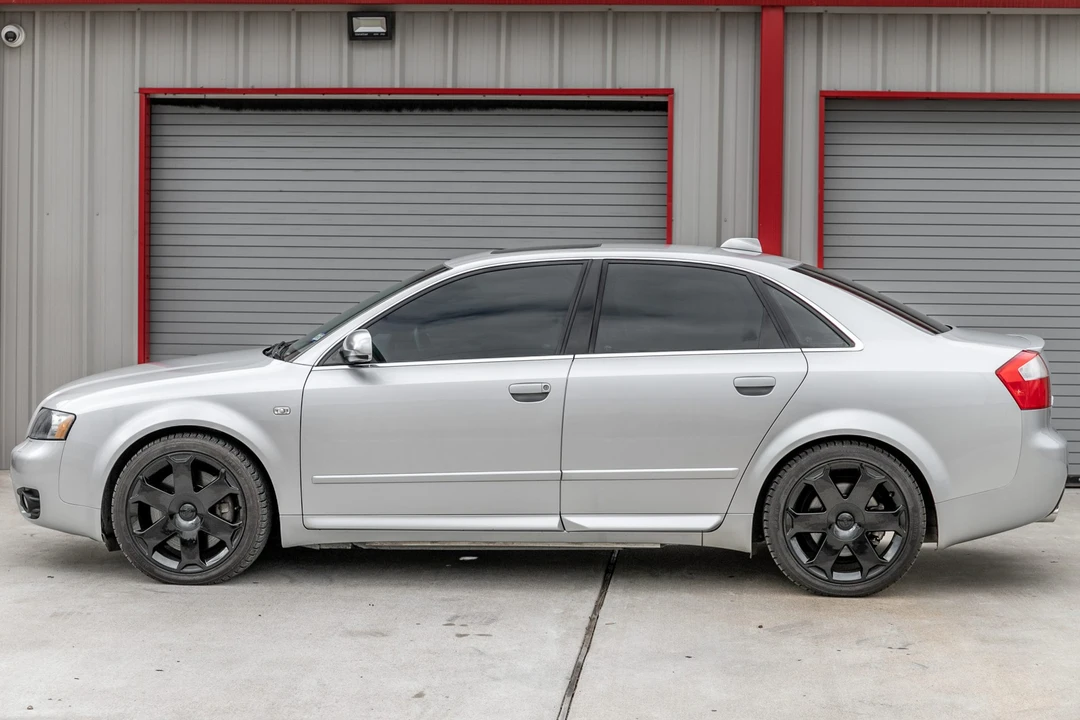 2004 Audi B6 S4 - Image 11 of 31
