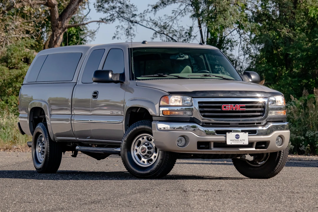 2004 GMC Sierra Heavy Duty 2nd Gen - Image 12 of 31