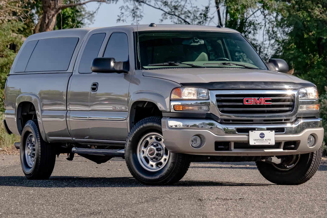 2004 GMC Sierra Heavy Duty 2nd Gen - Image 13 of 31