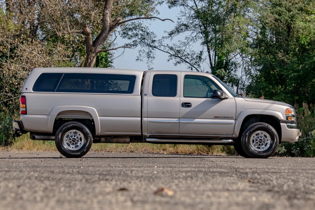 2004 GMC Sierra Heavy Duty 2nd Gen - Image 10 of 31