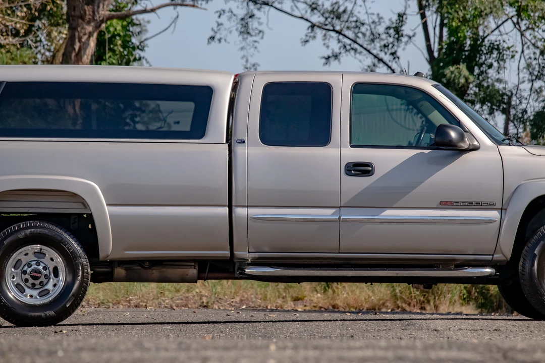 2004 GMC Sierra Heavy Duty 2nd Gen - Image 27 of 31