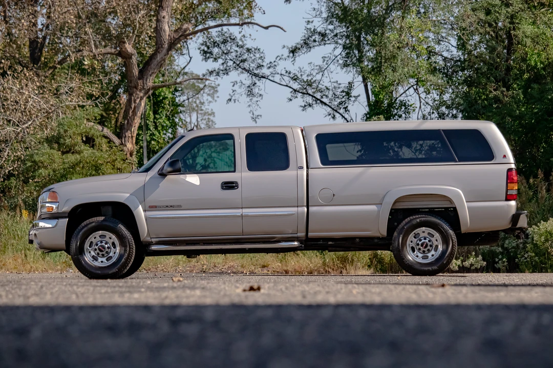2004 GMC Sierra Heavy Duty 2nd Gen - Image 4 of 31