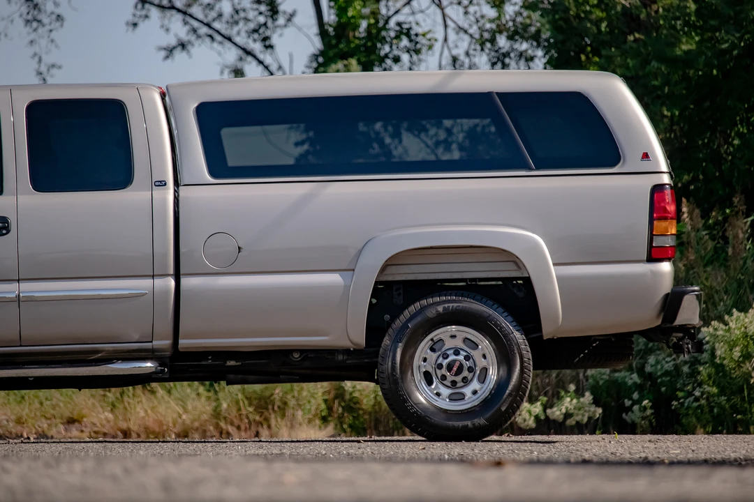 2004 GMC Sierra Heavy Duty 2nd Gen - Image 20 of 31