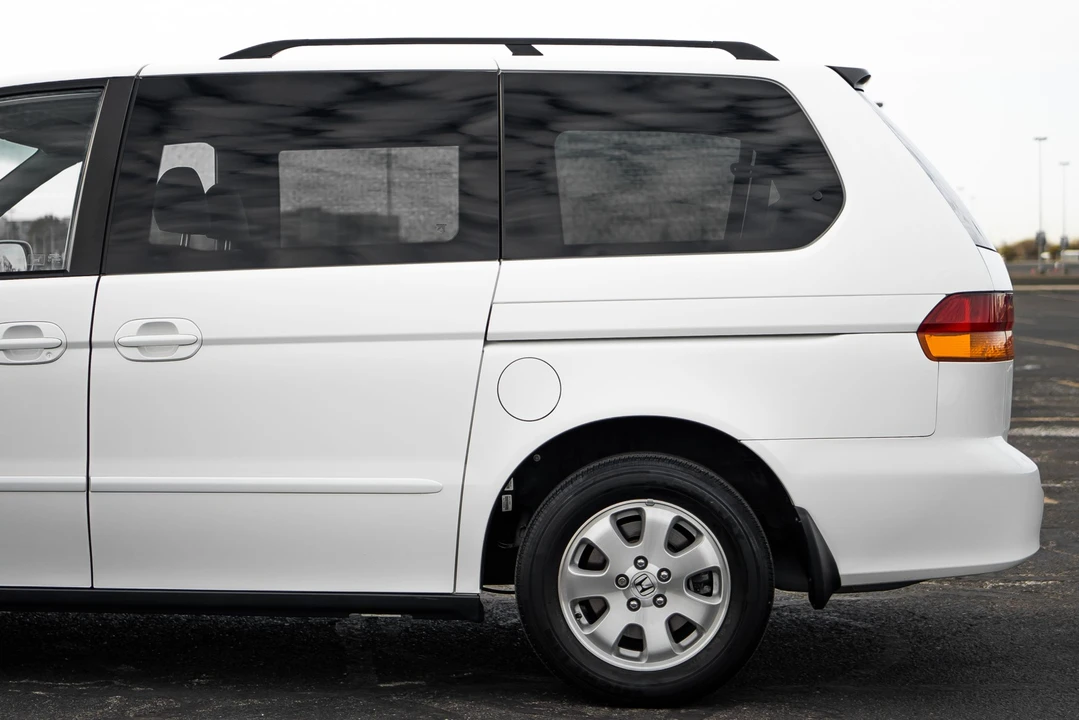 2004 Honda Odyssey - Image 24 of 31