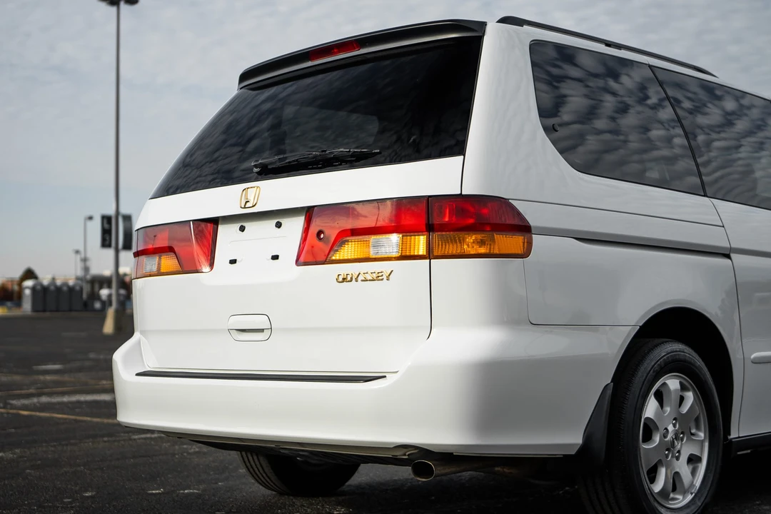 2004 Honda Odyssey - Image 28 of 31