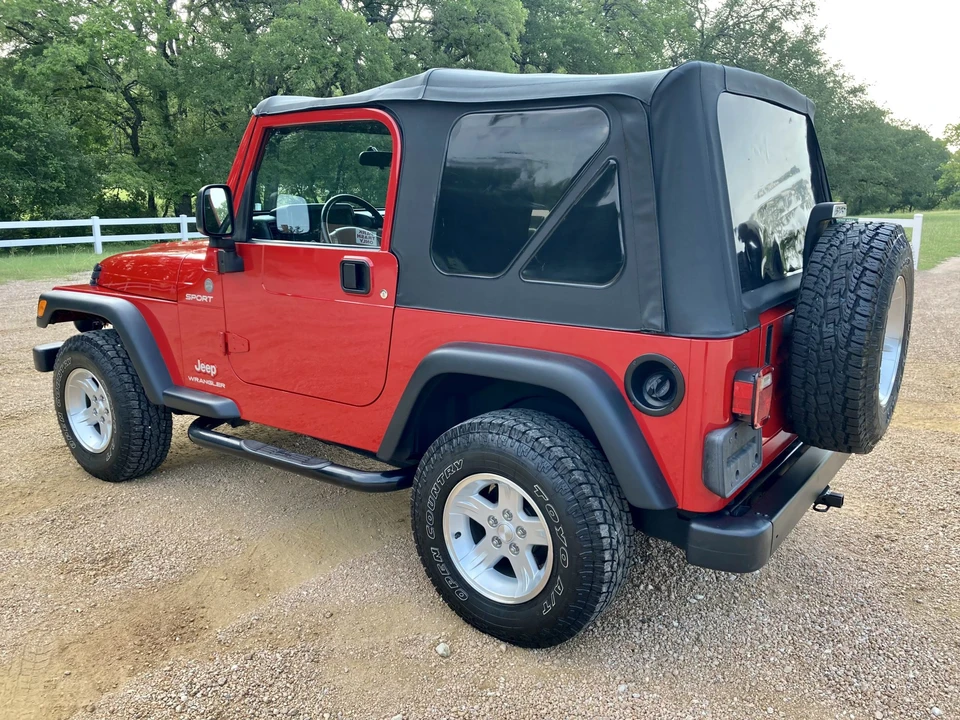 2004 Jeep TJ Wrangler - Image 18 of 31