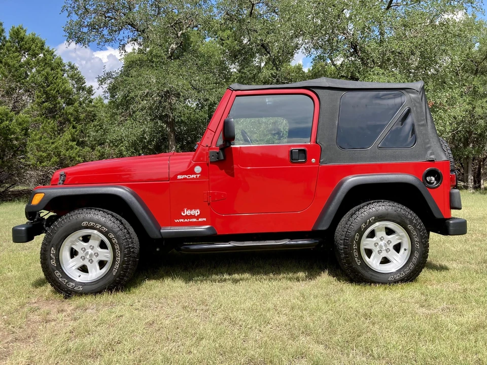 2004 Jeep TJ Wrangler - Image 14 of 31