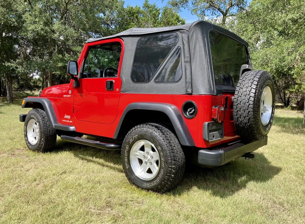 2004 Jeep TJ Wrangler - Image 19 of 31