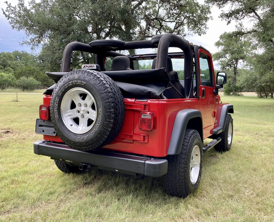 2004 Jeep TJ Wrangler - Image 28 of 31