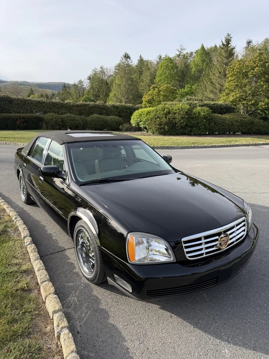 2005 Cadillac DeVille 8th Gen - Image 12 of 31