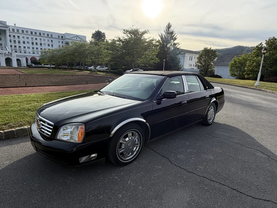 2005 Cadillac DeVille 8th Gen - Image 10 of 31