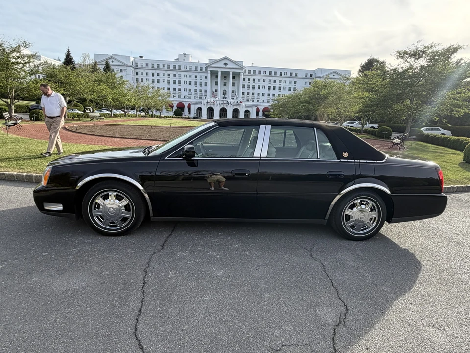 2005 Cadillac DeVille 8th Gen - Image 9 of 31