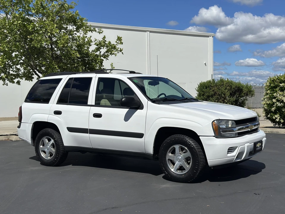 2005 Chevrolet Trailblazer - Image 19 of 31