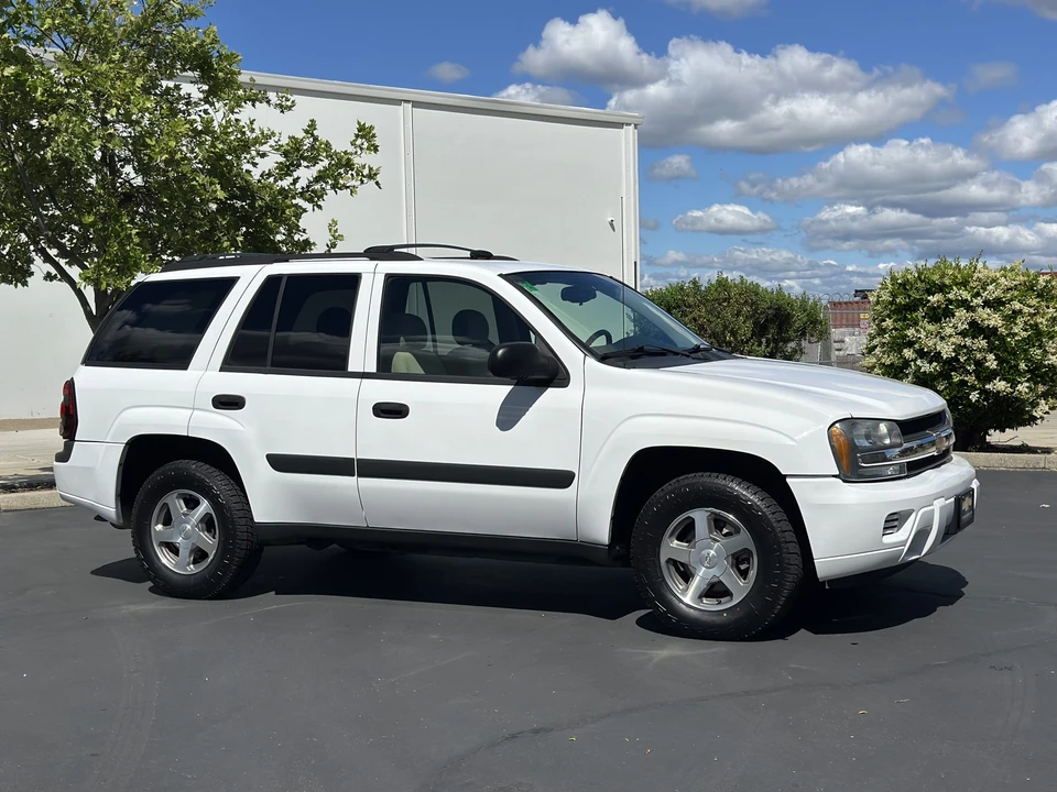 2005 Chevrolet Trailblazer - Image 18 of 31
