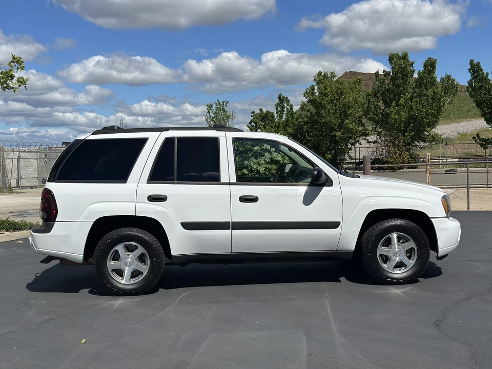2005 Chevrolet Trailblazer - Image 13 of 31