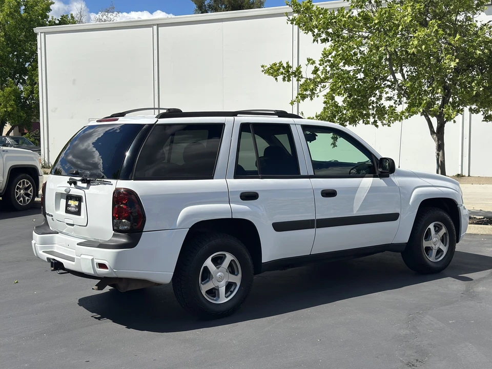 2005 Chevrolet Trailblazer - Image 12 of 31