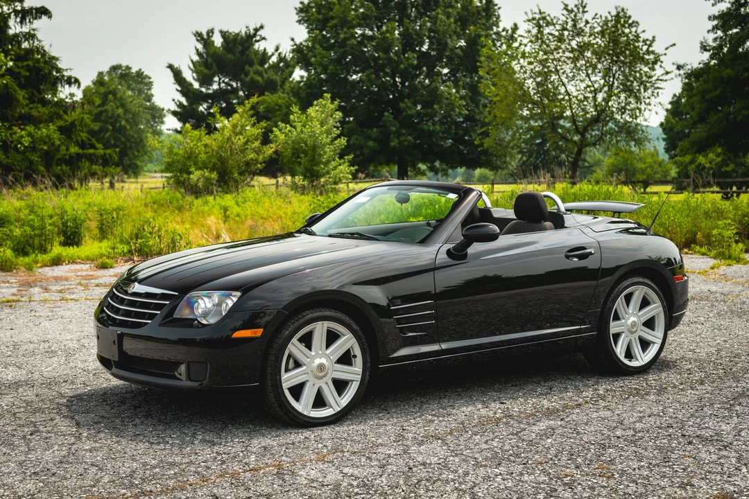 2005 Chrysler Crossfire - Image 10 of 31