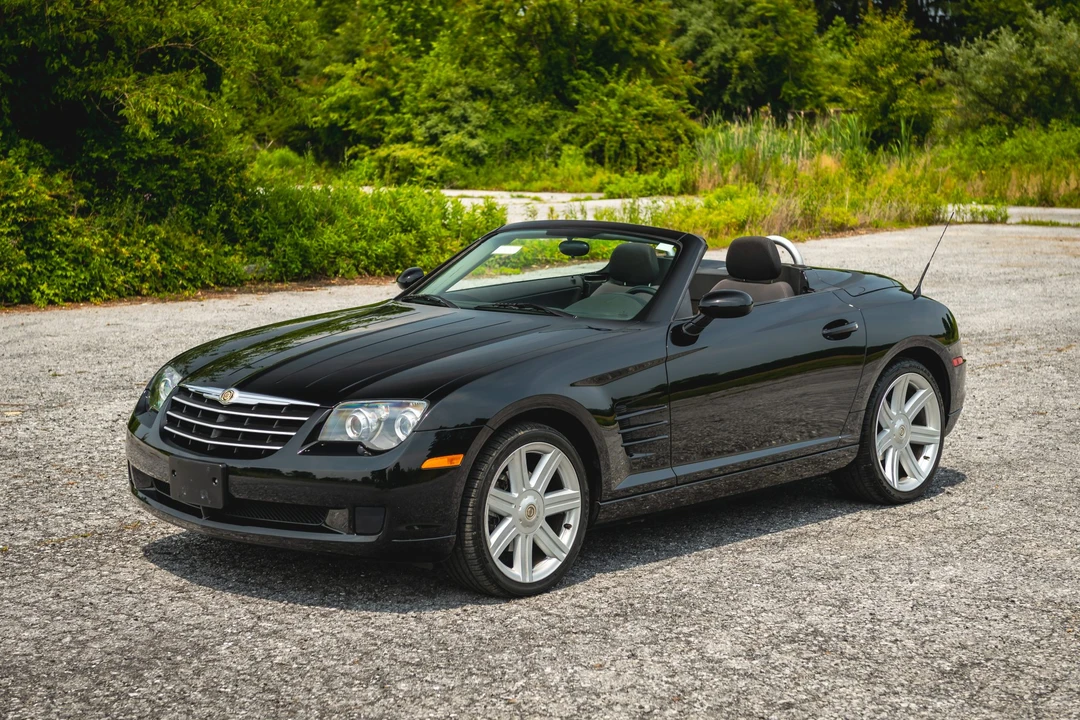 2005 Chrysler Crossfire - Image 9 of 31