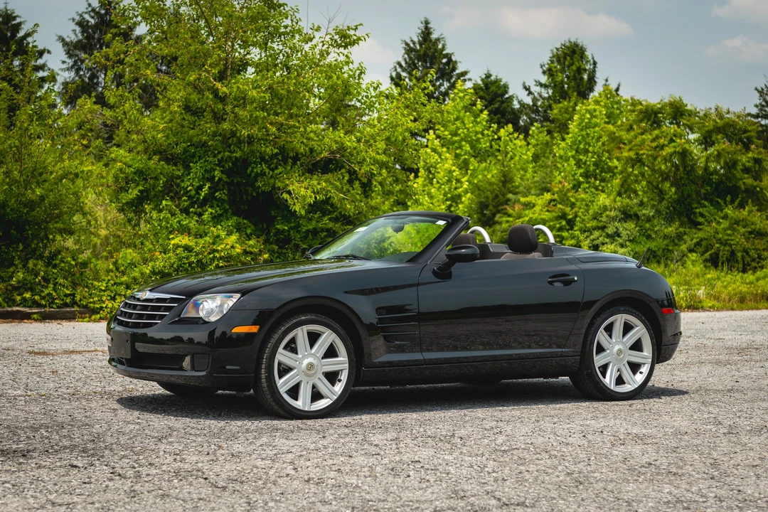 2005 Chrysler Crossfire - Image 14 of 31