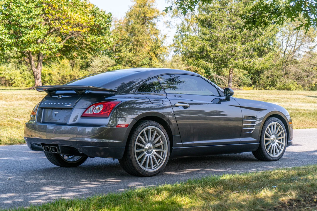 2005 Chrysler Crossfire - Image 12 of 31