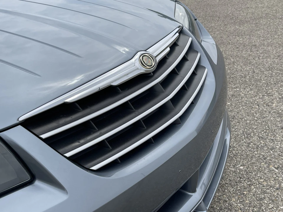 2005 Chrysler Crossfire - Image 15 of 31