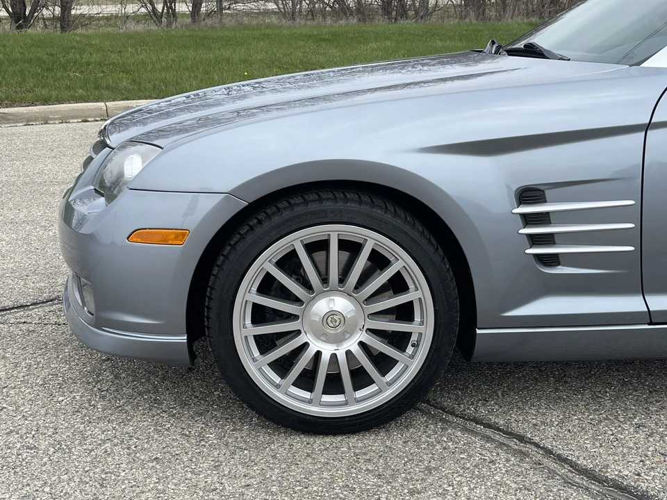 2005 Chrysler Crossfire - Image 11 of 31