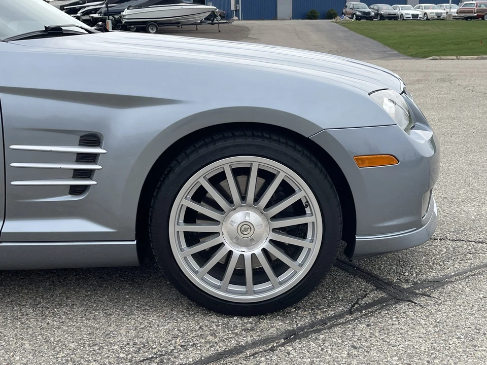 2005 Chrysler Crossfire - Image 18 of 31