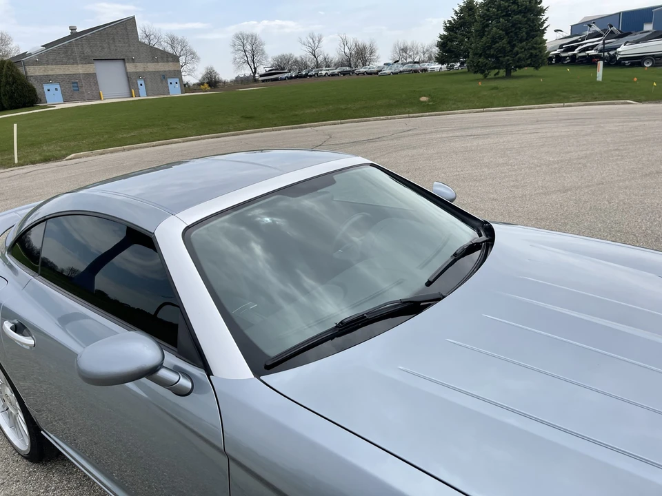 2005 Chrysler Crossfire - Image 10 of 31