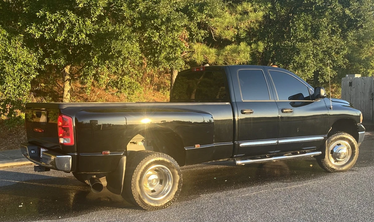 2005 Dodge Ram 3rd Gen - Image 13 of 31