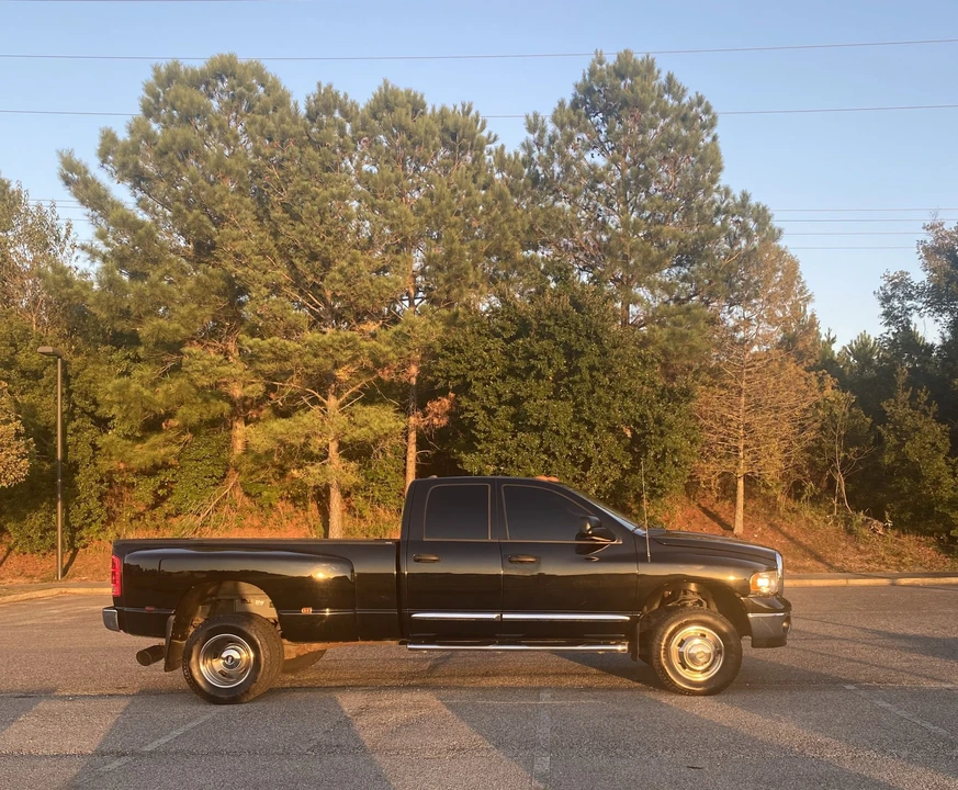 2005 Dodge Ram 3rd Gen - Image 11 of 31