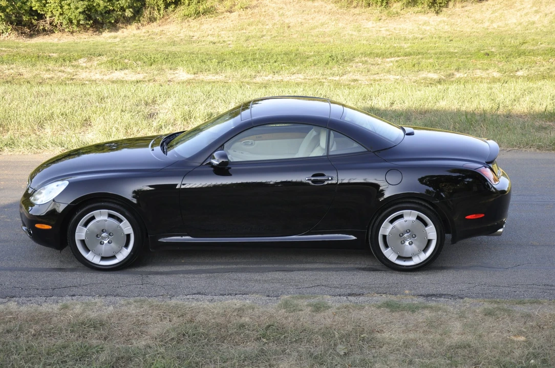 2005 Lexus SC430 - Image 19 of 31